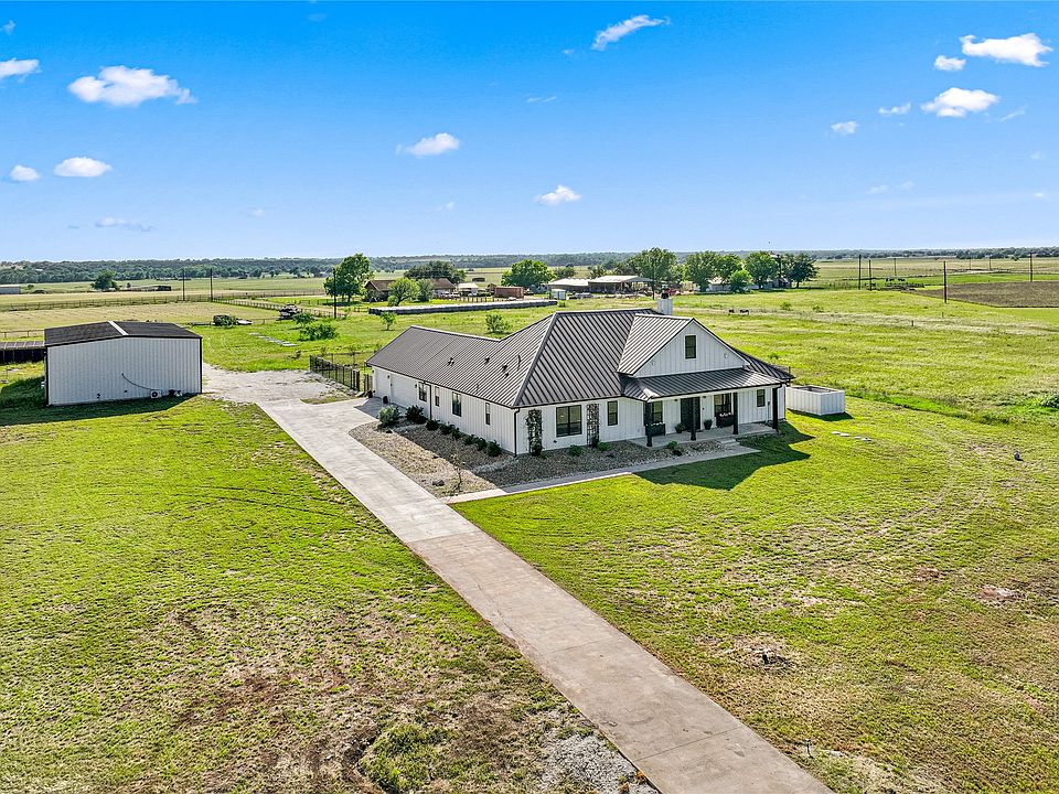 1st image of 251 Willow Moon Ranch Rd