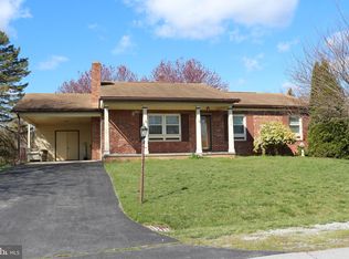 13812 Distant View Dr, Maugansville, MD 21767
