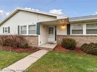 801 Conrad St, Lansing, MI 48911