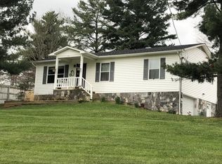 161 College Hills Dr, Greeneville, TN 37745