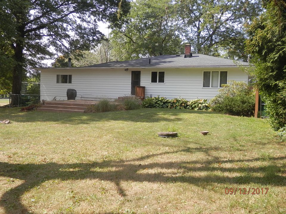 1st image of 3921 Brookside Dr