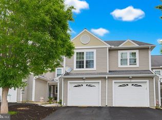 48 Harvest Rd APT 18, Lancaster, PA 17602