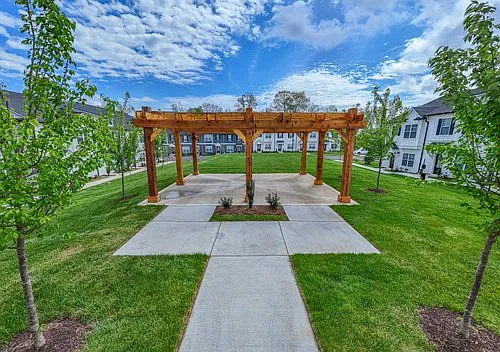 201 Residences — Photo 24