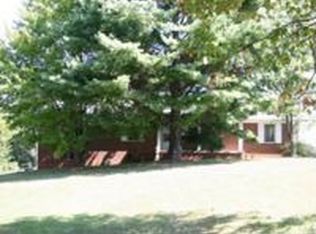 835 Sam Houston School Rd, Maryville, TN 37804