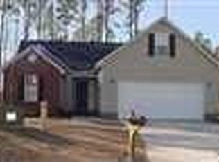 104 Briarcreek Ln, Jacksonville, NC 28540