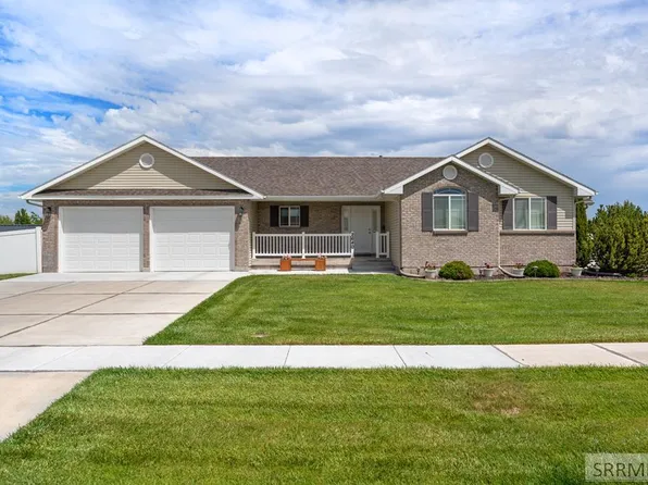 2640 N Aqua Marine Dr, Idaho Falls, ID 83401