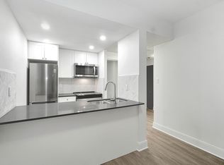 1360 Hornby Street, Vancouver, BC V6Z 2L8