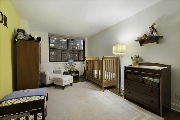 Sold by William Raveis Real Estate | media 19
