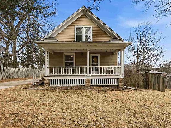 2nd image of 120 Washington Park Rd