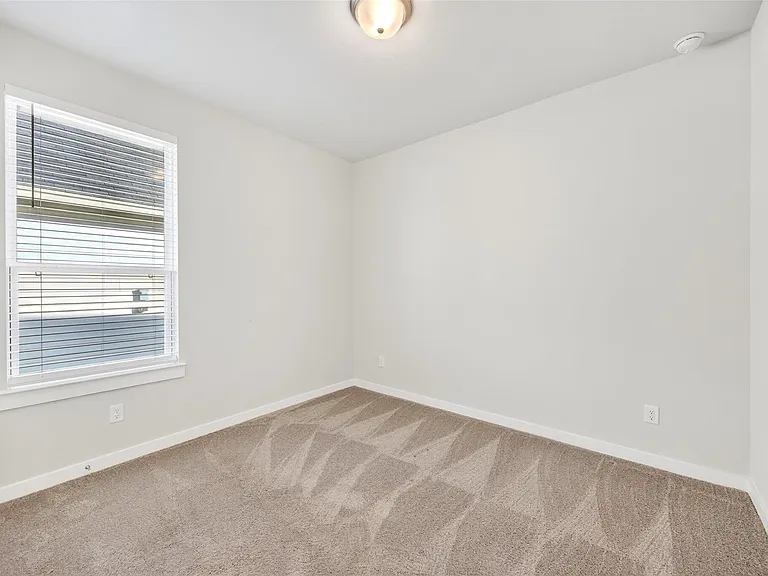 21827 Blue Daisy Ct — Photo 22
