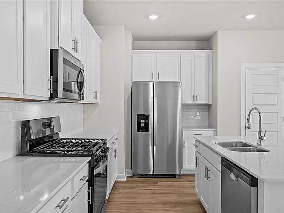 7th image of this home