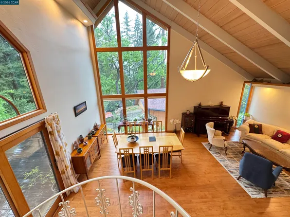 163 El Toyonal, Orinda, CA 94563