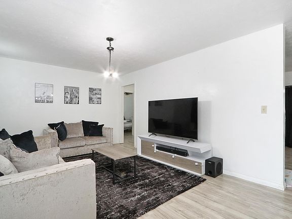 5th image of 1356 Fogarty Dr