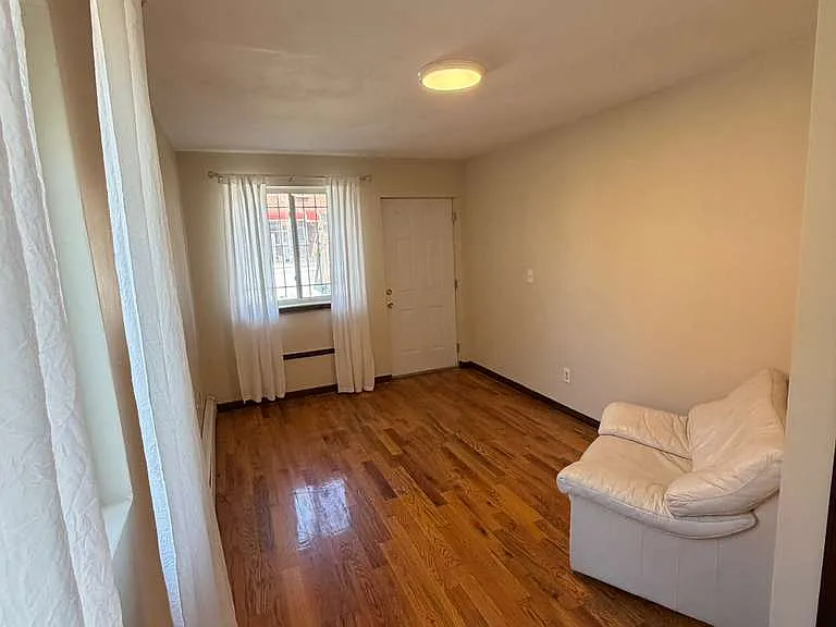 91 E 57th St #1 — Photo 5