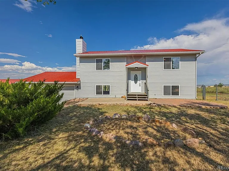 4355 Black Water Ct — Photo 20