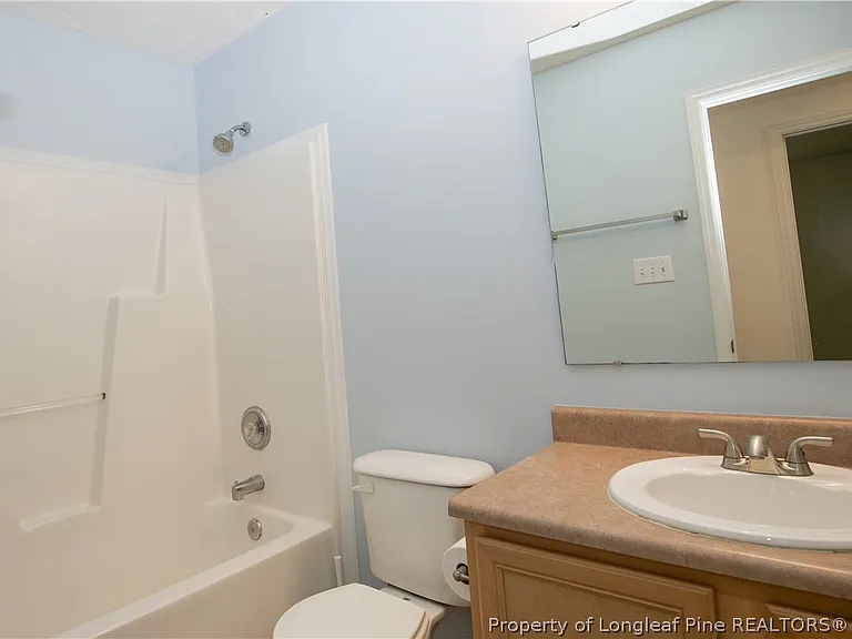 112 Raymond St — Photo 28