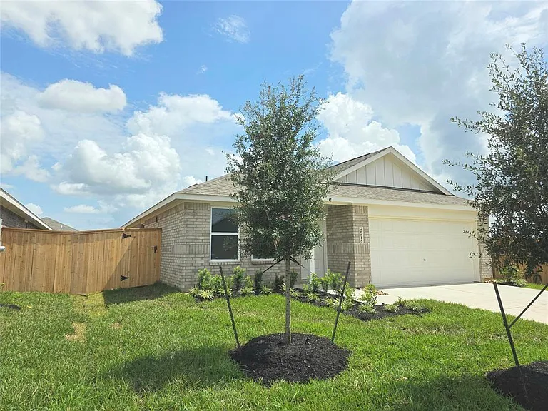 26818 Zebra Grass Dr — Photo 3