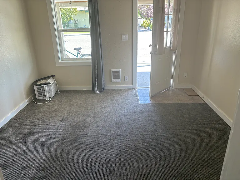 109 S F St #3 — Photo 6