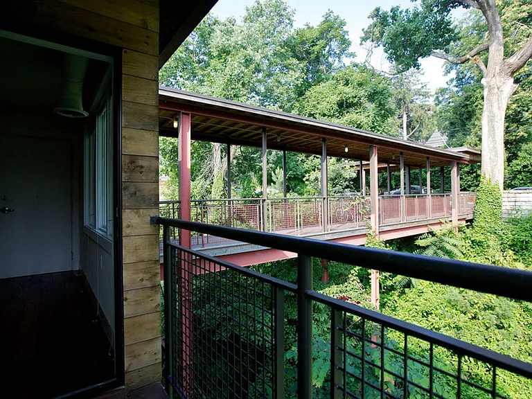 1707 Jefferson Park Ave — Photo 14