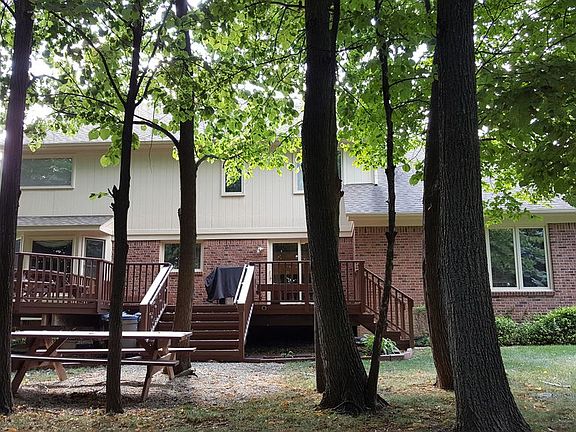 2nd image of 25698 Arcadia Dr