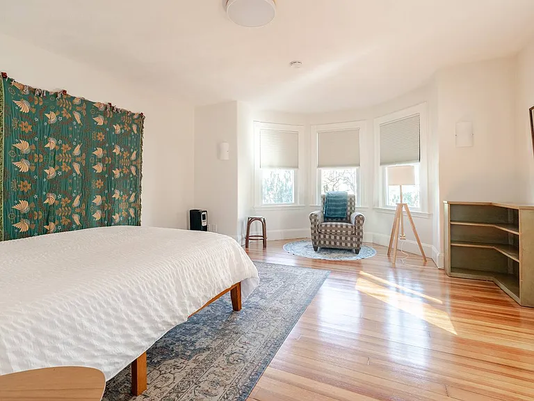 65 Arlington St #1 — Photo 4