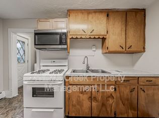 870 S Main St APT C, Amherst, OH 44001