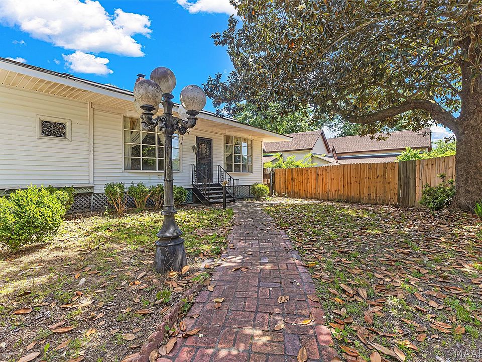 43rd image of 306 Jordan Ave