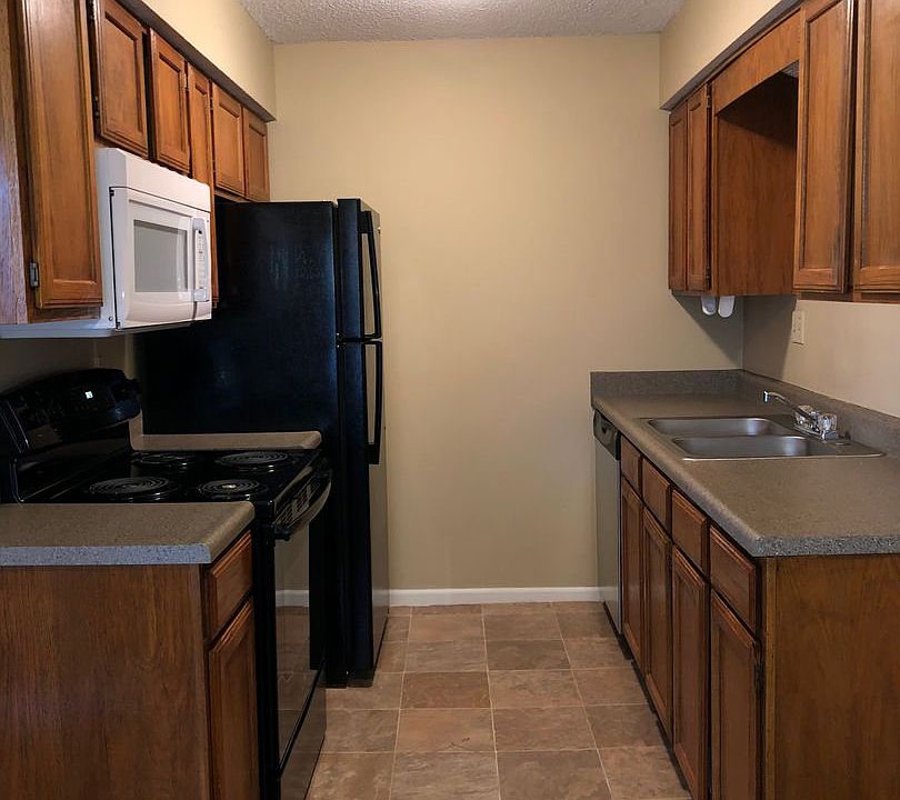 1560 E 125th St Apartment Rentals Olathe, KS Zillow