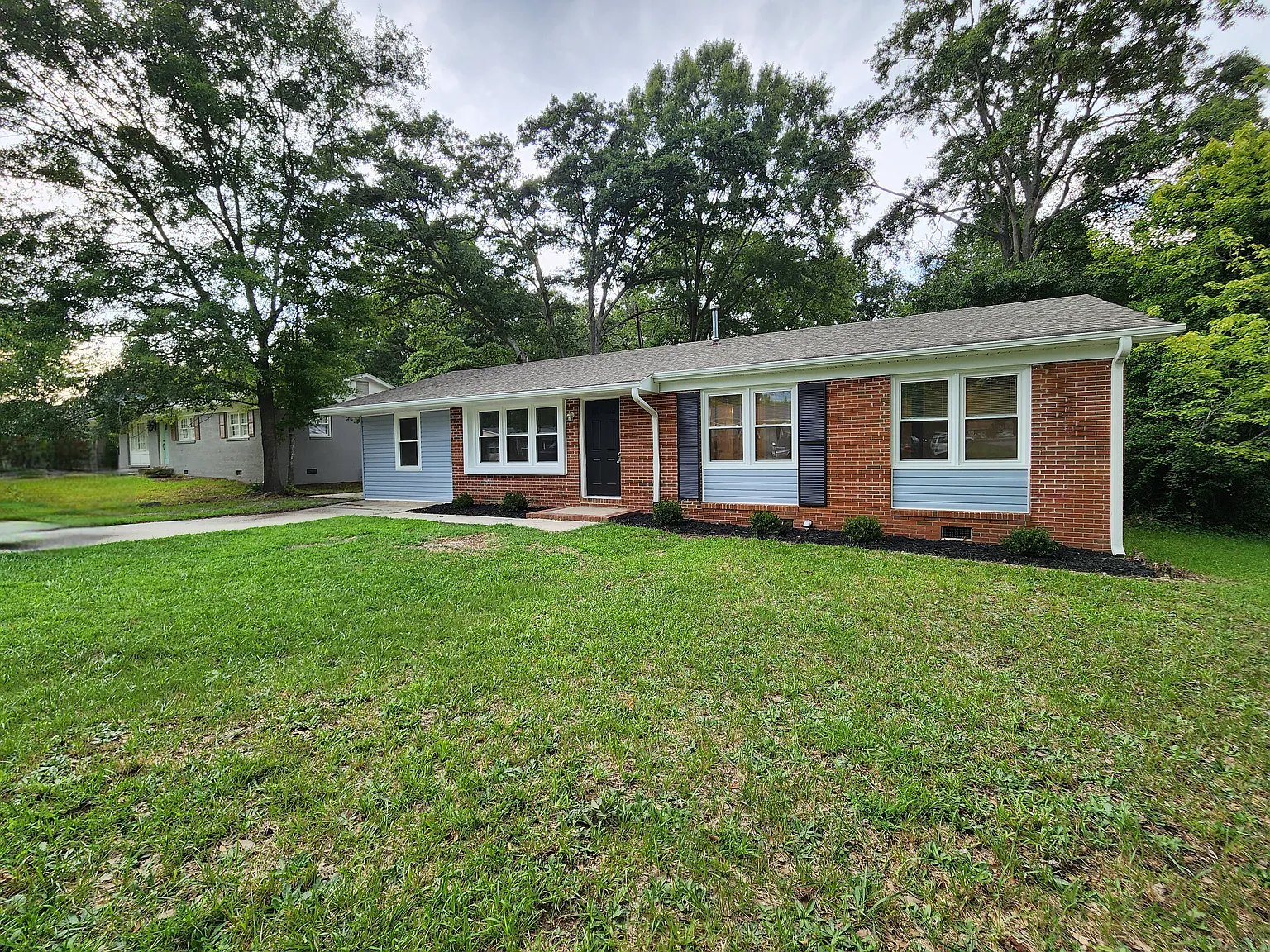 4 bed, 1600 sqft, $1,695 — Photo 3