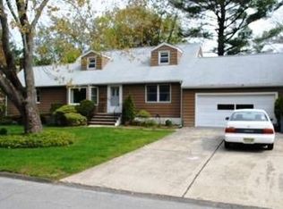 49 Bluefield Ave, Harrington Park, NJ 07640