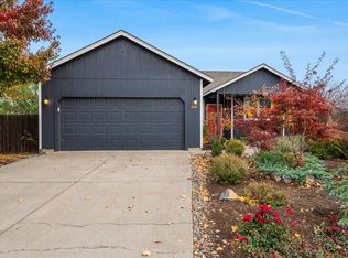 1210 SW 32nd Ct, Redmond, OR 97756