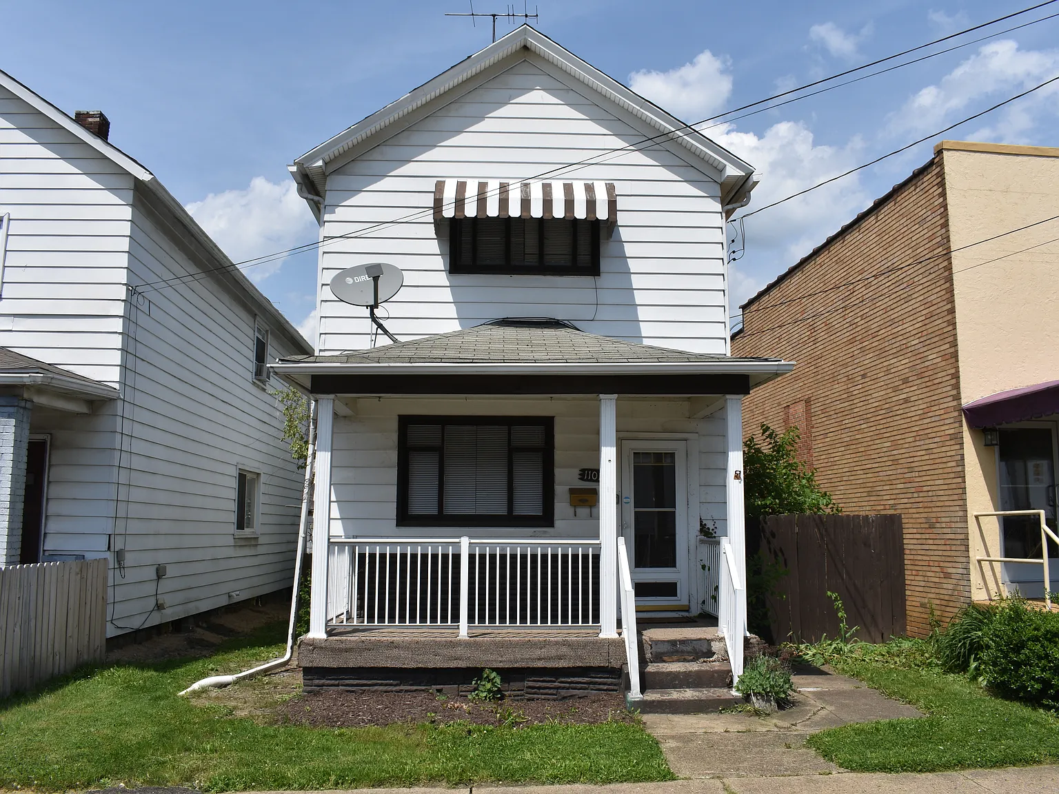 Renovated 2+ Bed Single-Family Home in Monaca, Available Now — Photo 1