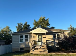 220 Thornton St, Lockport, IL 60441