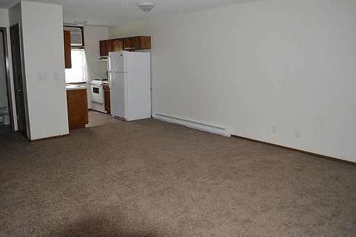 2nd image of 1009 Thorndale Ave APT 11