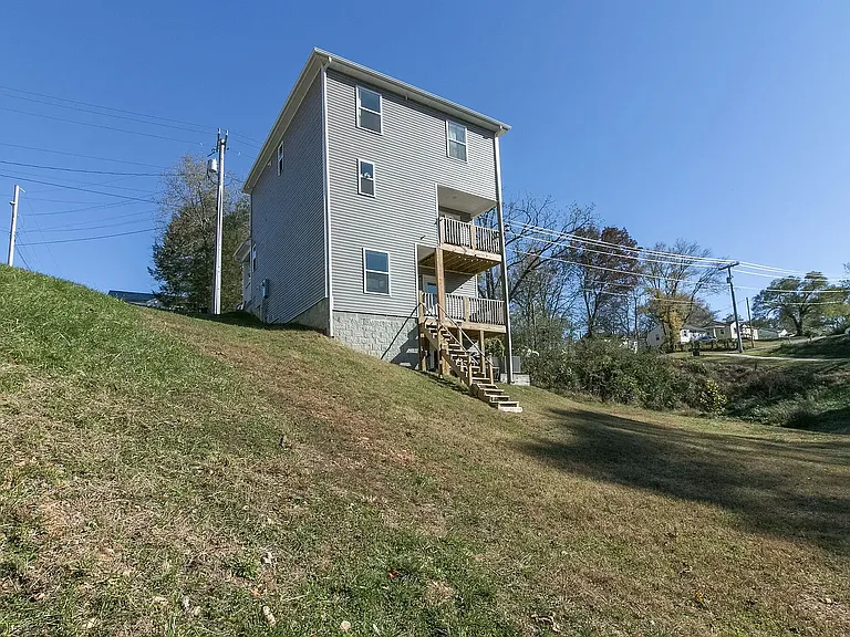 924 E Happy Hollow Dr — Photo 27