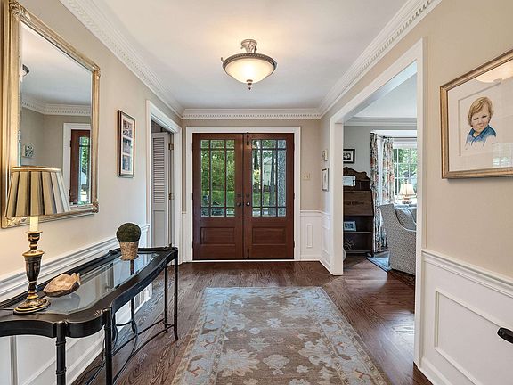4th image of 8208 Blair Ln