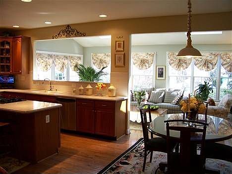 4th image of 1009 Preserve Ct