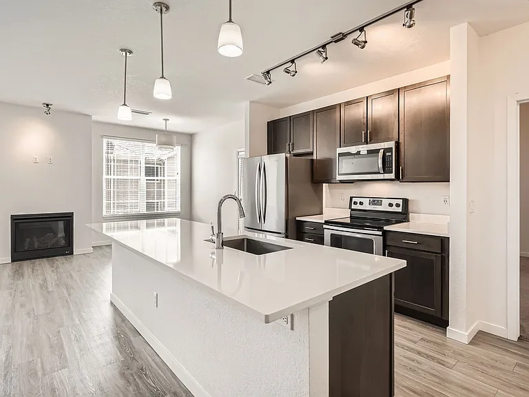 9185 Wilde Ln #301 — Photo 7