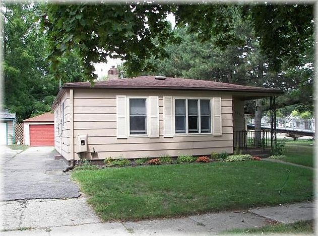 1st image of 1116 Woodbine Ave