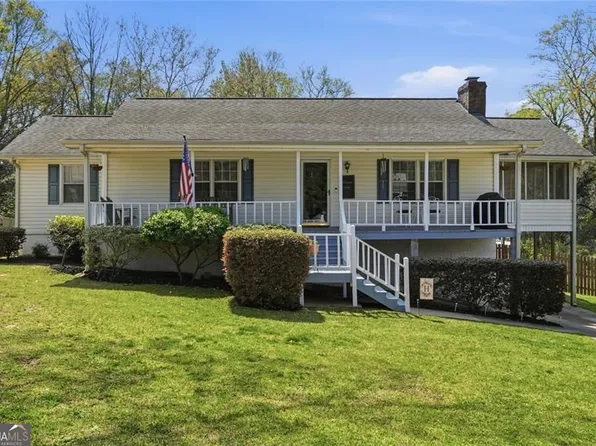 536 Valleyview Dr, Winder, GA 30680