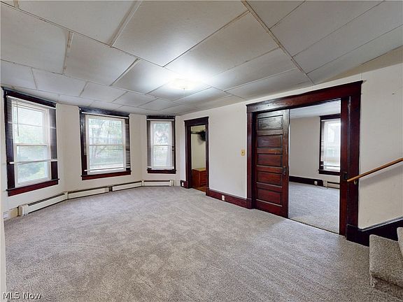 4th image of 1337 24th St NW