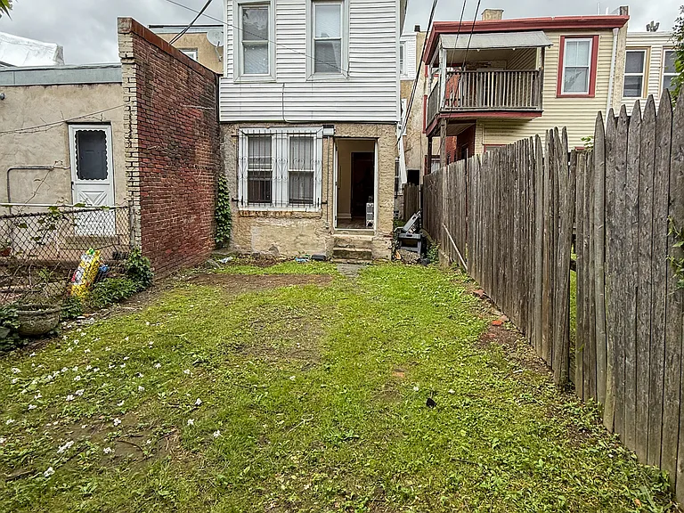 4036 Locust St #H — Photo 25