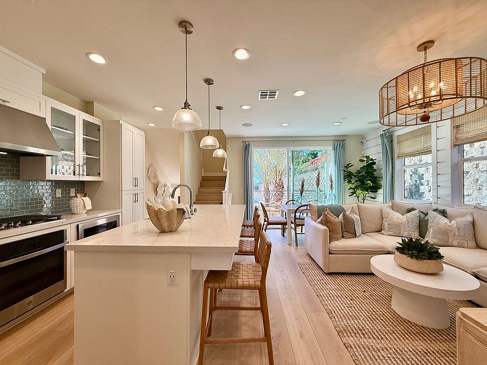 Living Room & Kitchen