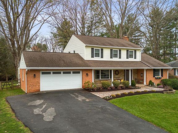 4th image of 4120 Sir Walter Rd