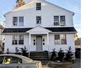 45 Circular Ave, Bridgeport, CT 06605