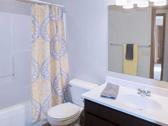 5th image of 1335 High St APT 204