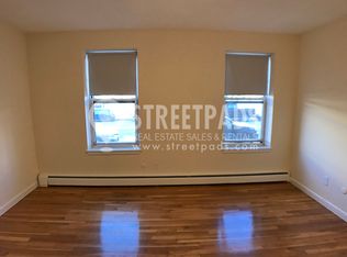 176 Nbeacon St, Brighton, MA 02135