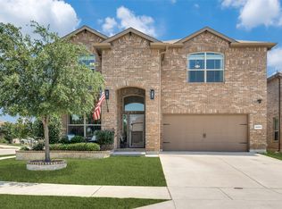 16048 Maldon Pass, Justin, TX 76247