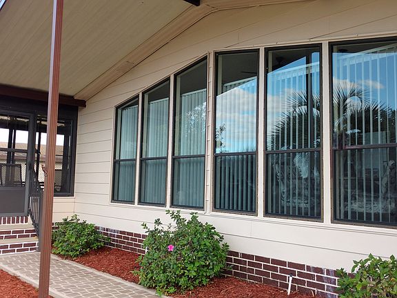 4th image of 1116 Lintz Ln