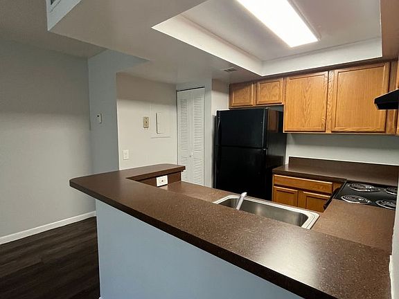 2nd image of 708 Executive Center Dr APT 212